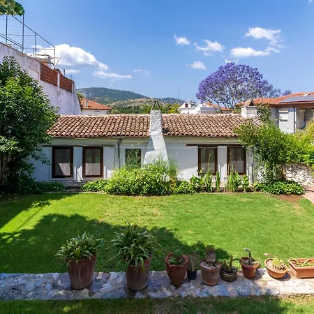 Goldsmith House Villa