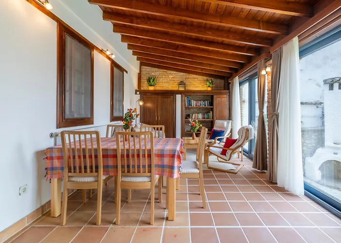 Villa Goldsmith House