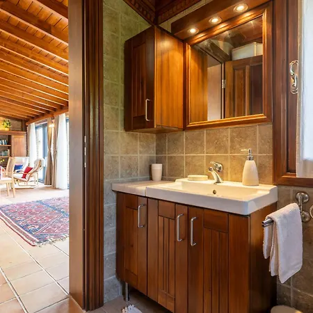 Villa Goldsmith House